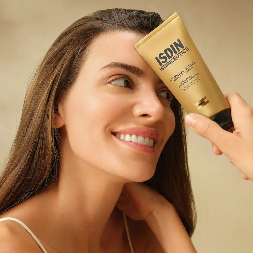 ISDINCEUTICS Essential Scrub 100Ml
