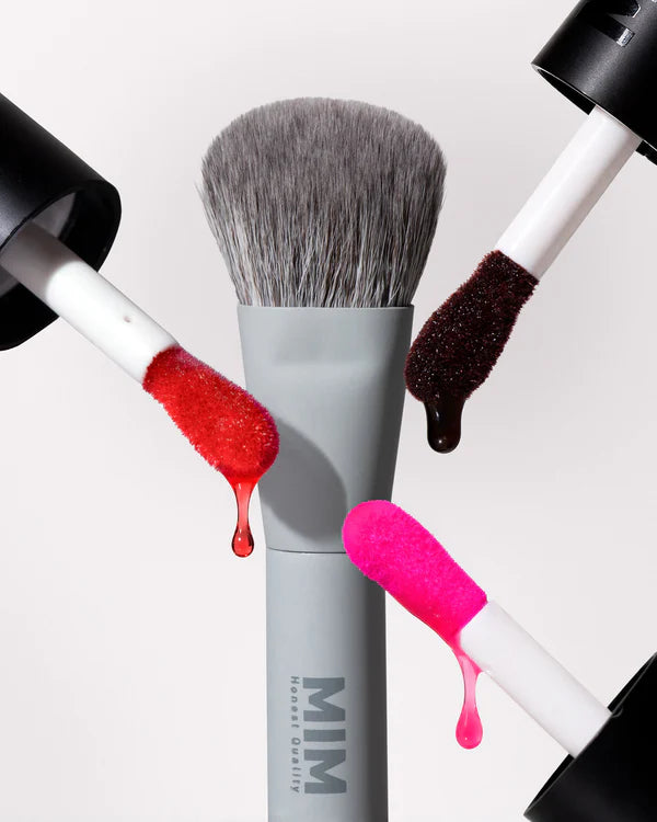 SKIN AND TINT BRUSH